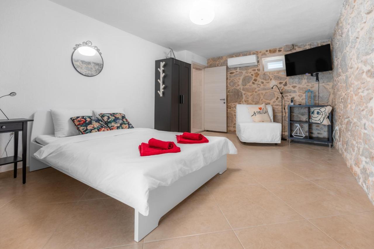פונאנט Apartman Otto מראה חיצוני תמונה